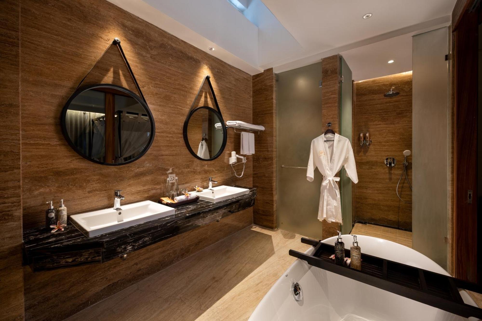 Hotel Mokko Batubelig Canggu (Bali)